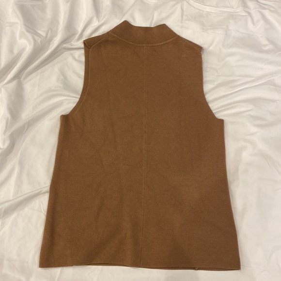 Banana Republic sweater tank - Picture 2 of 3